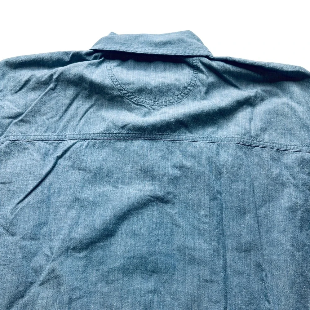 Carole Little Denim Jacket Sport Shirt Style Button Up Pockets Blue‎ Size 6